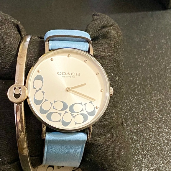 Coach Watch & Bracelet Set - Picture 2 of 3